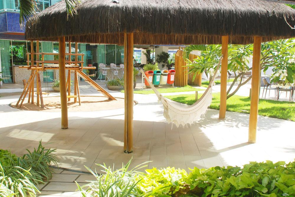 Coral Plaza